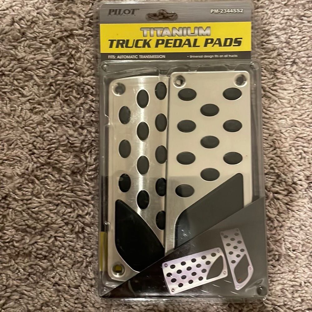 Truck pedal pads